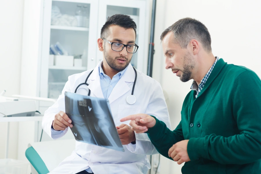 When Should You Visit the Best Orthopedic Doctor in Ghaziabad?